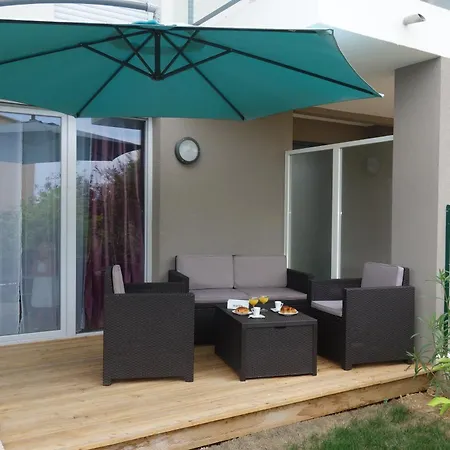Studio Recent, Jardin Privatif, Piscine, Au Calme Apartman Antibes